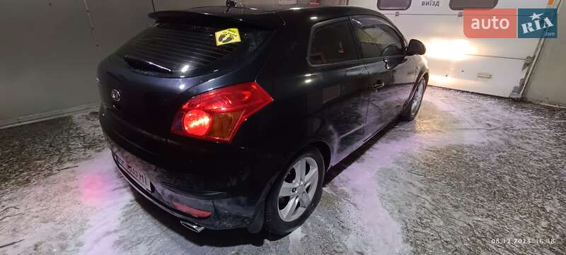 Хэтчбек Kia Ceed 2008 в Запорожье