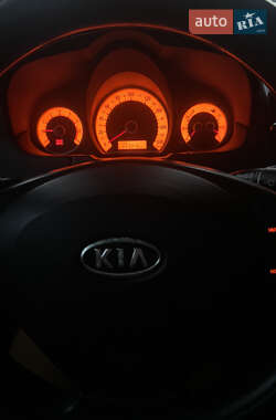 Хетчбек Kia Ceed 2007 в Хусті
