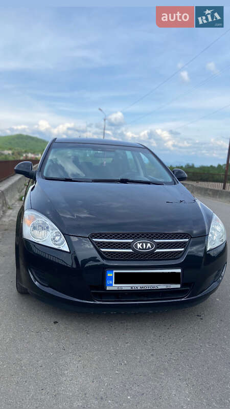 Хетчбек Kia Ceed 2007 в Хусті фото 2 Хетчбек Kia Ceed 2007 в Хусті