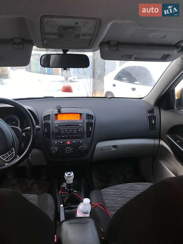 Хетчбек Kia Ceed 2007 в Полтаві фото 12 Хетчбек Kia Ceed 2007 в Полтаві