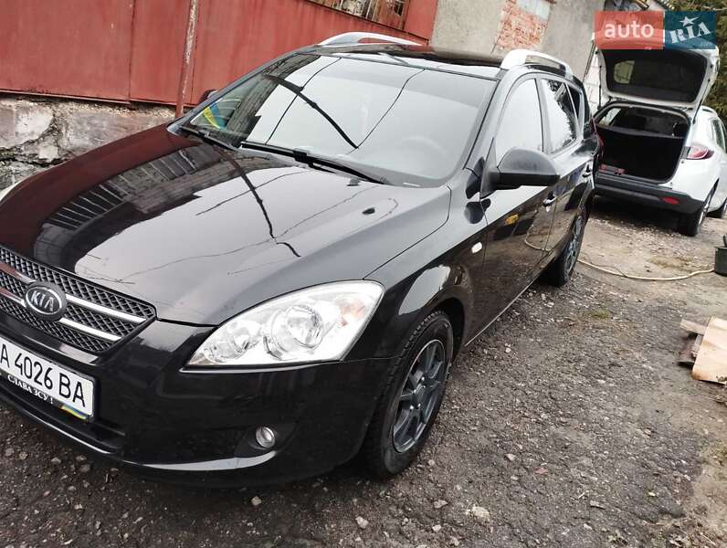 Универсал Kia Ceed 2009 в Киеве