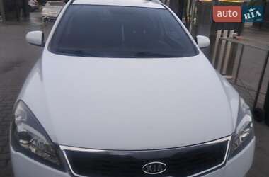 Универсал Kia Ceed 2010 в Николаеве