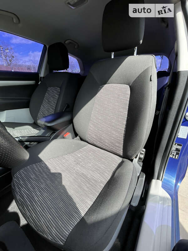 Хэтчбек Kia Ceed 2008 в Полтаве