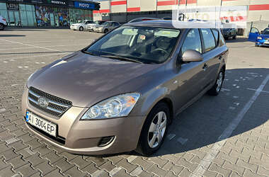 Универсал Kia Ceed 2009 в Киеве