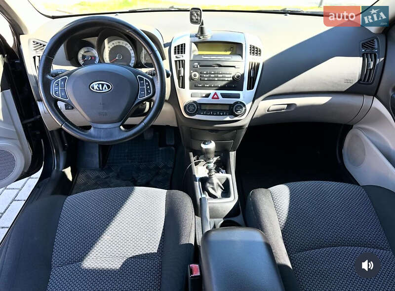 Хетчбек Kia Ceed 2008 в Львові