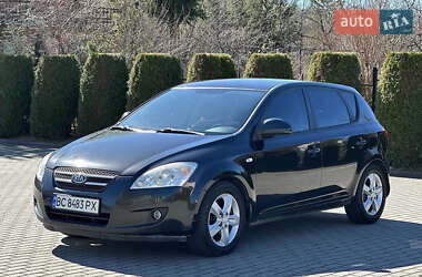 Хэтчбек Kia Ceed 2008 в Львове