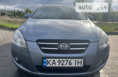 Хэтчбек Kia Ceed 2008 в Киеве