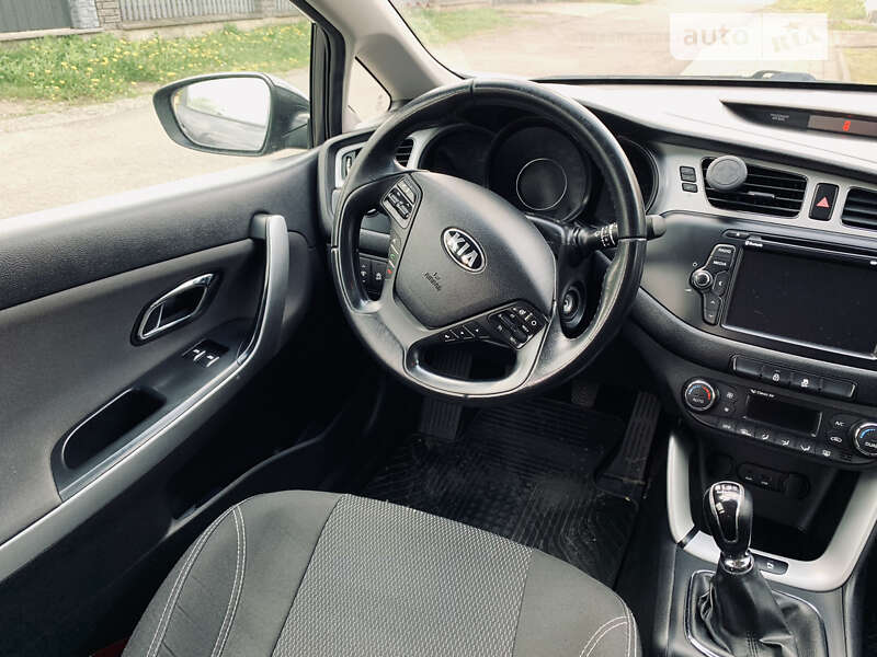 Универсал Kia Ceed 2013 в Ивано-Франковске