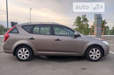 Универсал Kia Ceed 2008 в Киеве