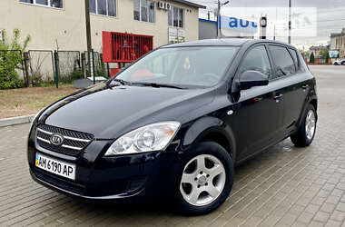 Хетчбек Kia Ceed 2008 в Житомирі