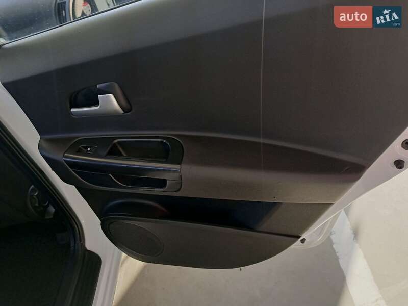Универсал Kia Ceed 2010 в Николаеве
