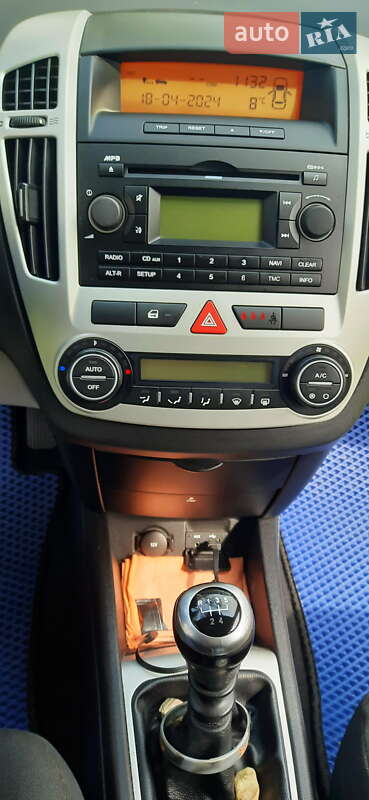 Хэтчбек Kia Ceed 2007 в Ковеле