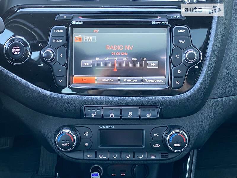 Хэтчбек Kia Ceed 2012 в Киеве