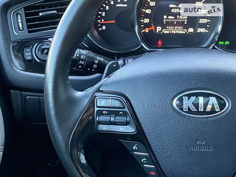 Хэтчбек Kia Ceed 2012 в Киеве