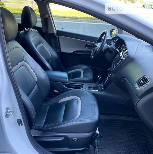 Хэтчбек Kia Ceed 2012 в Киеве