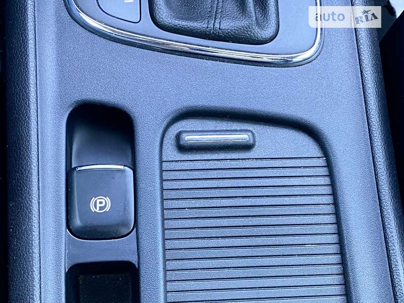 Хэтчбек Kia Ceed 2012 в Киеве