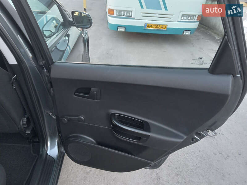 Универсал Kia Ceed 2011 в Звягеле
