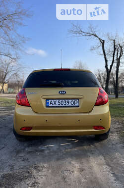 Хэтчбек Kia Ceed 2007 в Харькове