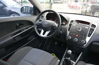 Хетчбек Kia Ceed 2011 в Києві