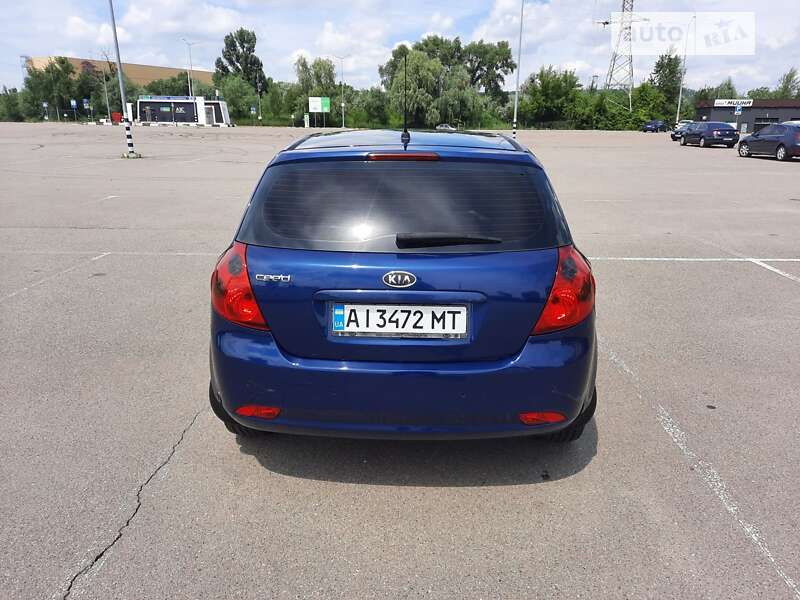 Хэтчбек Kia Ceed 2008 в Киеве