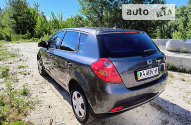 Хетчбек Kia Ceed 2008 в Києві