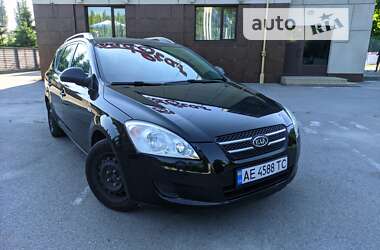 Універсал Kia Ceed 2008 в Дніпрі