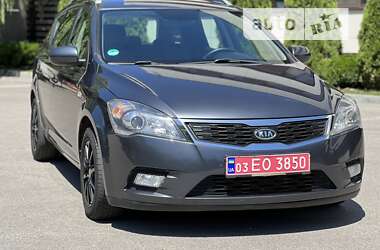 Универсал Kia Ceed 2011 в Днепре