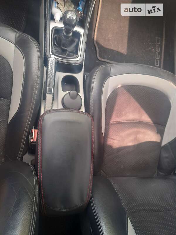 Хэтчбек Kia Ceed 2007 в Конотопе