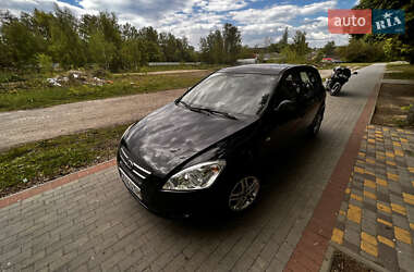 Хетчбек Kia Ceed 2008 в Ріпках