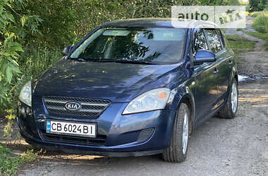 Хетчбек Kia Ceed 2007 в Чернігові