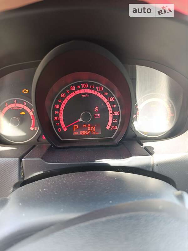 Хэтчбек Kia Ceed 2010 в Виннице фото 5 Хэтчбек Kia Ceed 2010 в Виннице