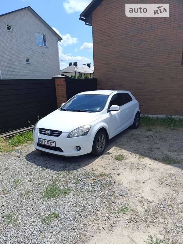 Хэтчбек Kia Ceed 2010 в Виннице фото 4 Хэтчбек Kia Ceed 2010 в Виннице