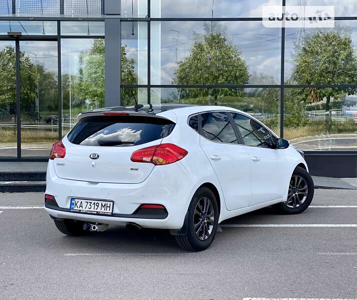 Хэтчбек Kia Ceed 2012 в Киеве