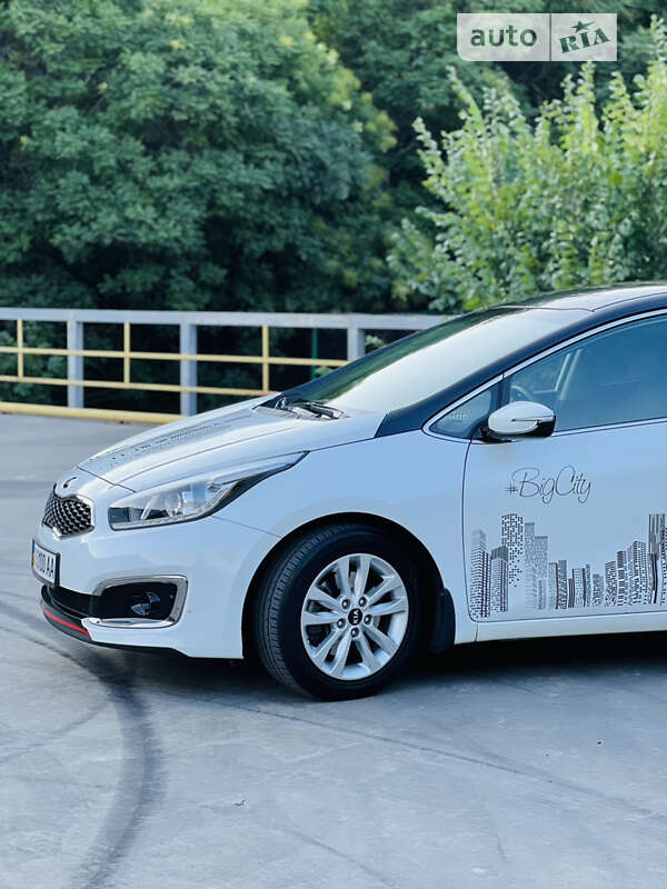 Хэтчбек Kia Ceed 2017 в Одессе