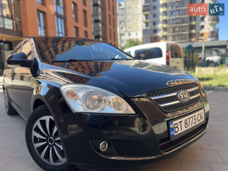 Хэтчбек Kia Ceed 2006 в Ивано-Франковске фото 2 Хэтчбек Kia Ceed 2006 в Ивано-Франковске