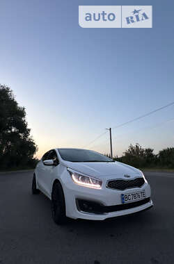 Хэтчбек Kia Ceed 2017 в Львове