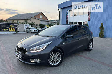 Хэтчбек Kia Ceed 2013 в Жмеринке