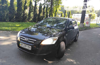 Хэтчбек Kia Ceed 2008 в Виннице