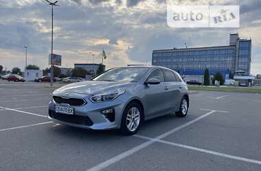 Хэтчбек Kia Ceed 2019 в Киеве