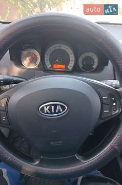 Хэтчбек Kia Ceed 2007 в Запорожье