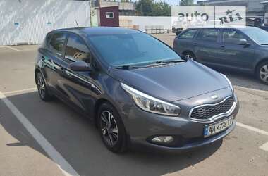 Хетчбек Kia Ceed 2012 в Києві