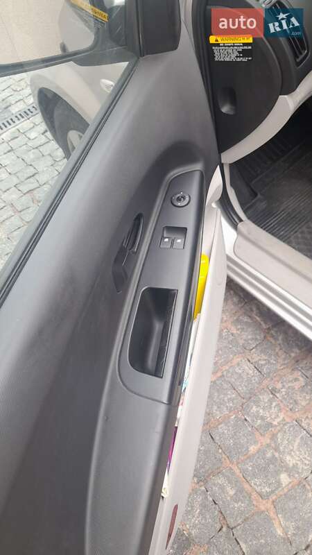 Хэтчбек Kia Ceed 2007 в Черняхове фото 10 Хэтчбек Kia Ceed 2007 в Черняхове