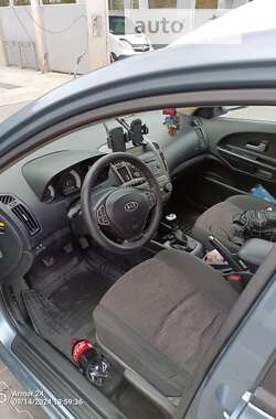 Универсал Kia Ceed 2008 в 