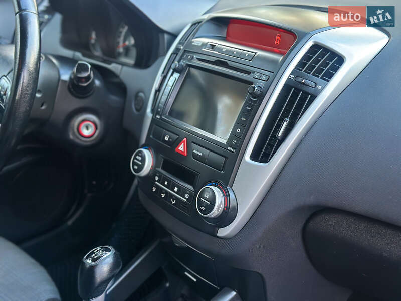 Універсал Kia Ceed 2010 в Вінниці