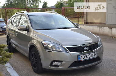 Універсал Kia Ceed 2010 в Долинській