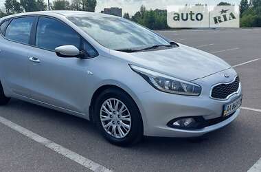 Хетчбек Kia Ceed 2012 в Києві