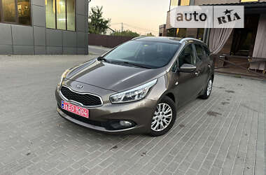 Универсал Kia Ceed 2014 в Ровно