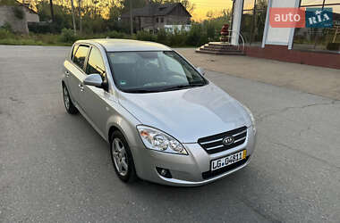 Хетчбек Kia Ceed 2007 в Калуші