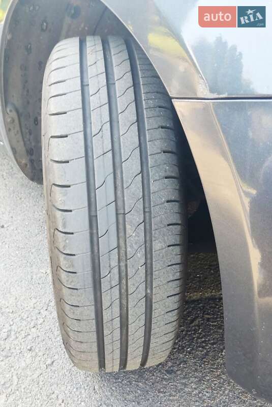 Хэтчбек Kia Ceed 2007 в Ровно
