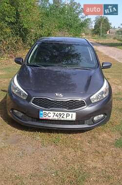 Хэтчбек Kia Ceed 2012 в Переяславе